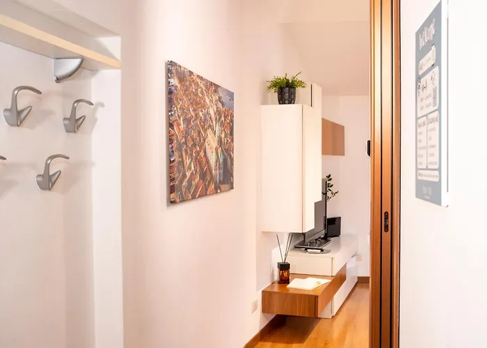 La Chiave Di Volta * Como